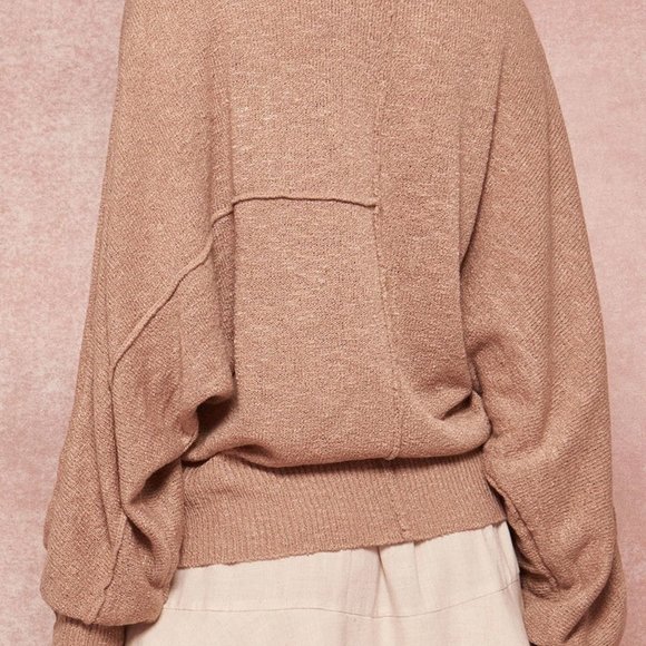 Womens Taupe Round Neckline Long Dolman Sleeves Loose Fit Solid Knit Sweater NWT - Picture 3 of 3